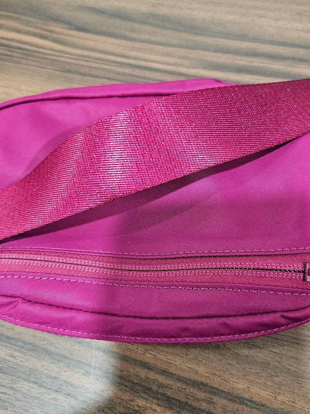 Lululemon Everywhere BeltBag Pink Fuchsia New Crossbody Waist Pack Festival Vaca - Picture 9 of 13